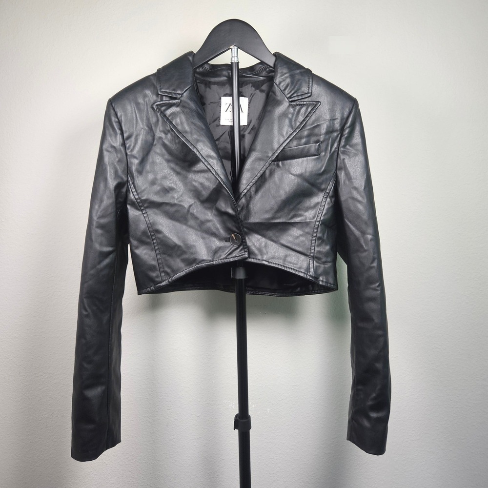 Zara Cropped Womens Size S Black Faux Leather Edgy Streetwear Jacket Y2K Moto